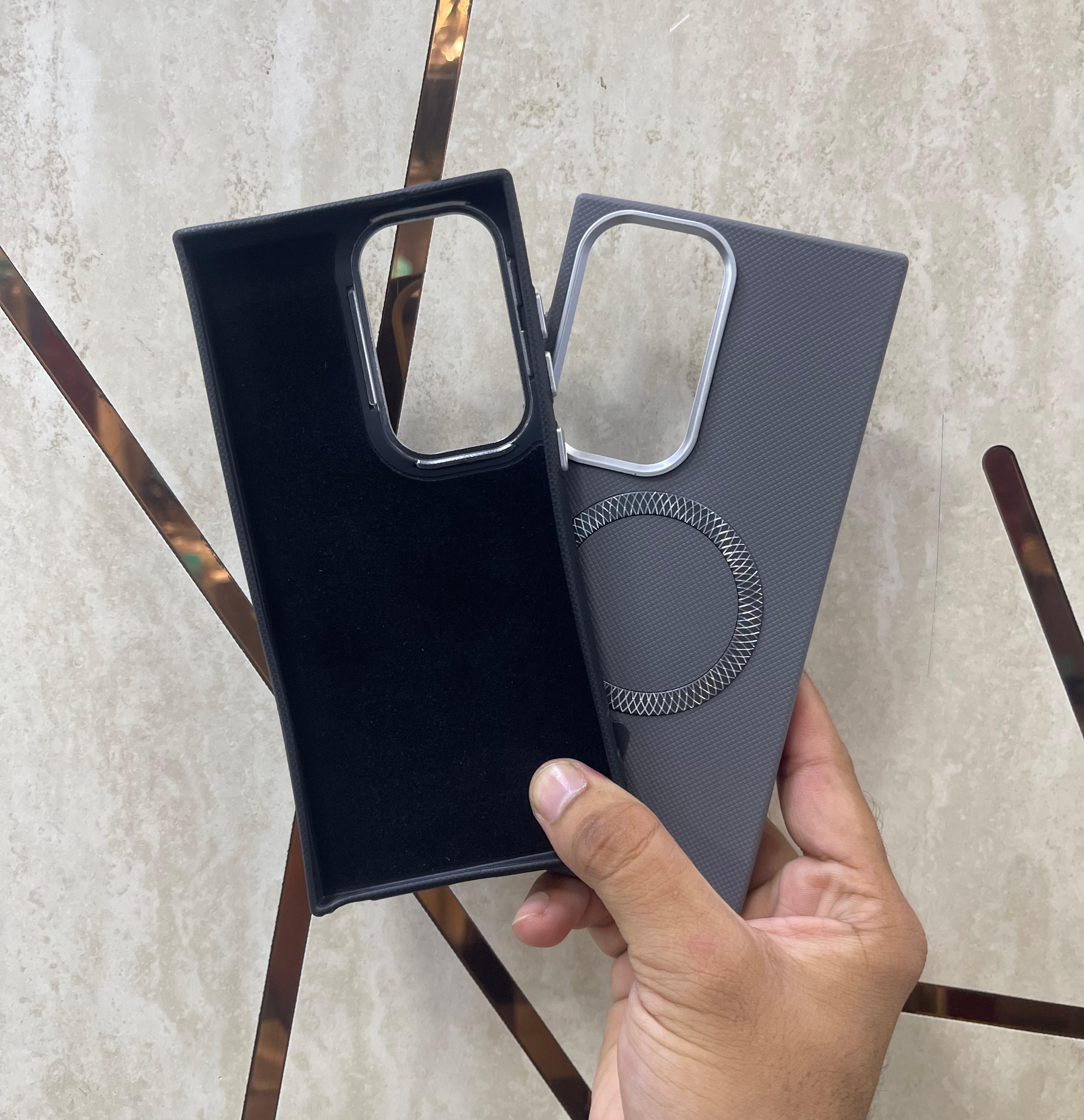 VMC-1 SILICON MAGSAFE CASE